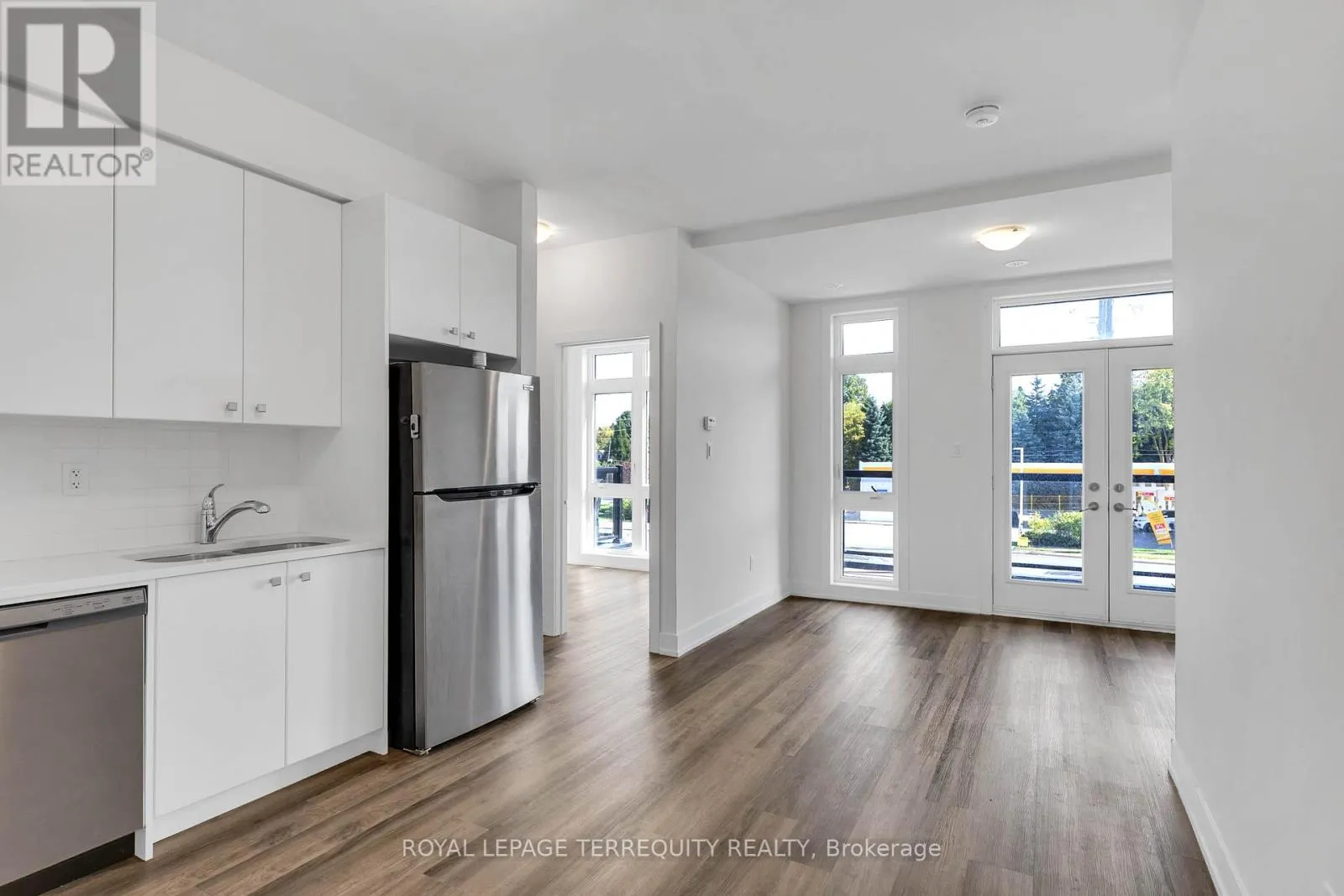 9 - 12860 YONGE STREET