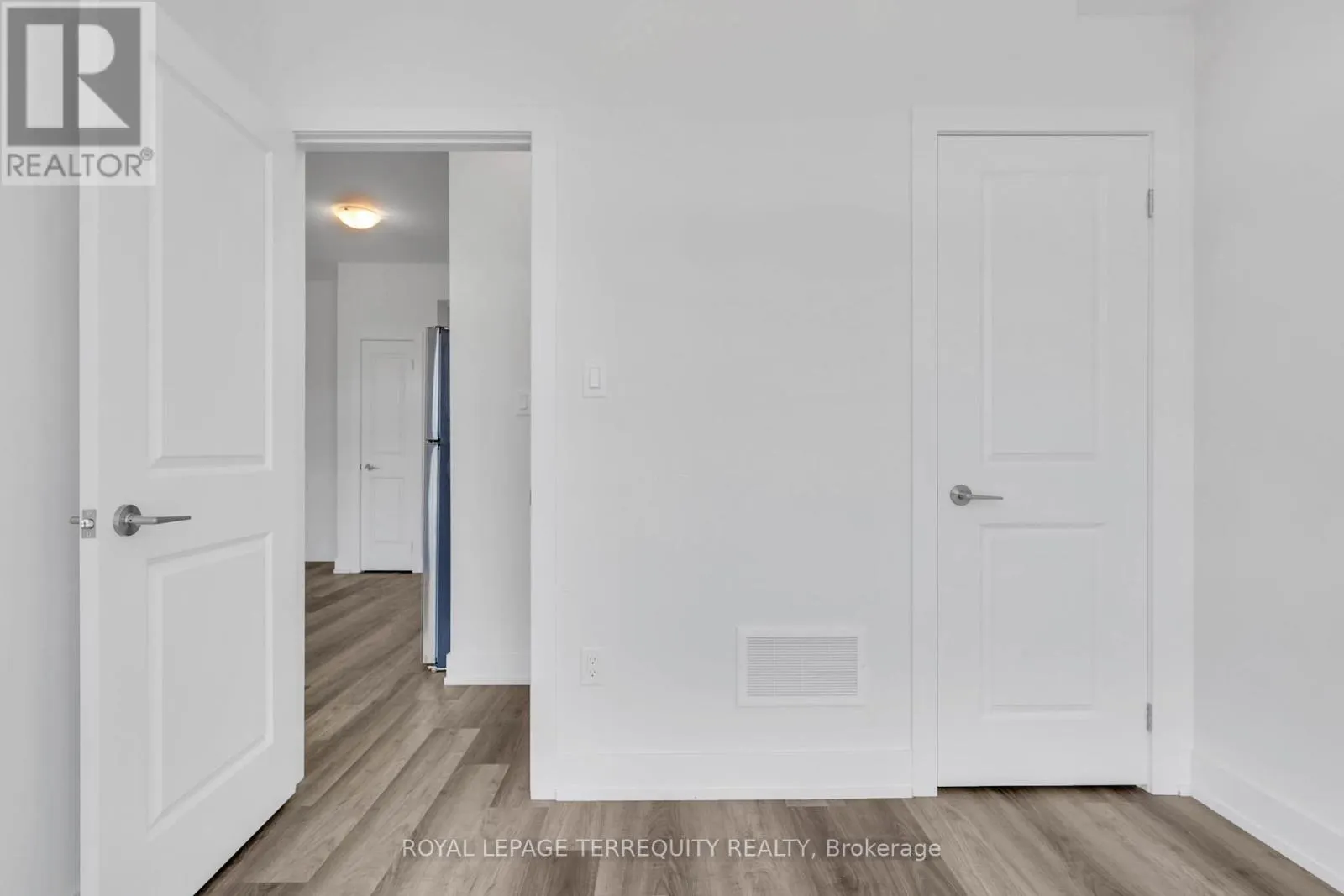 9 - 12860 YONGE STREET