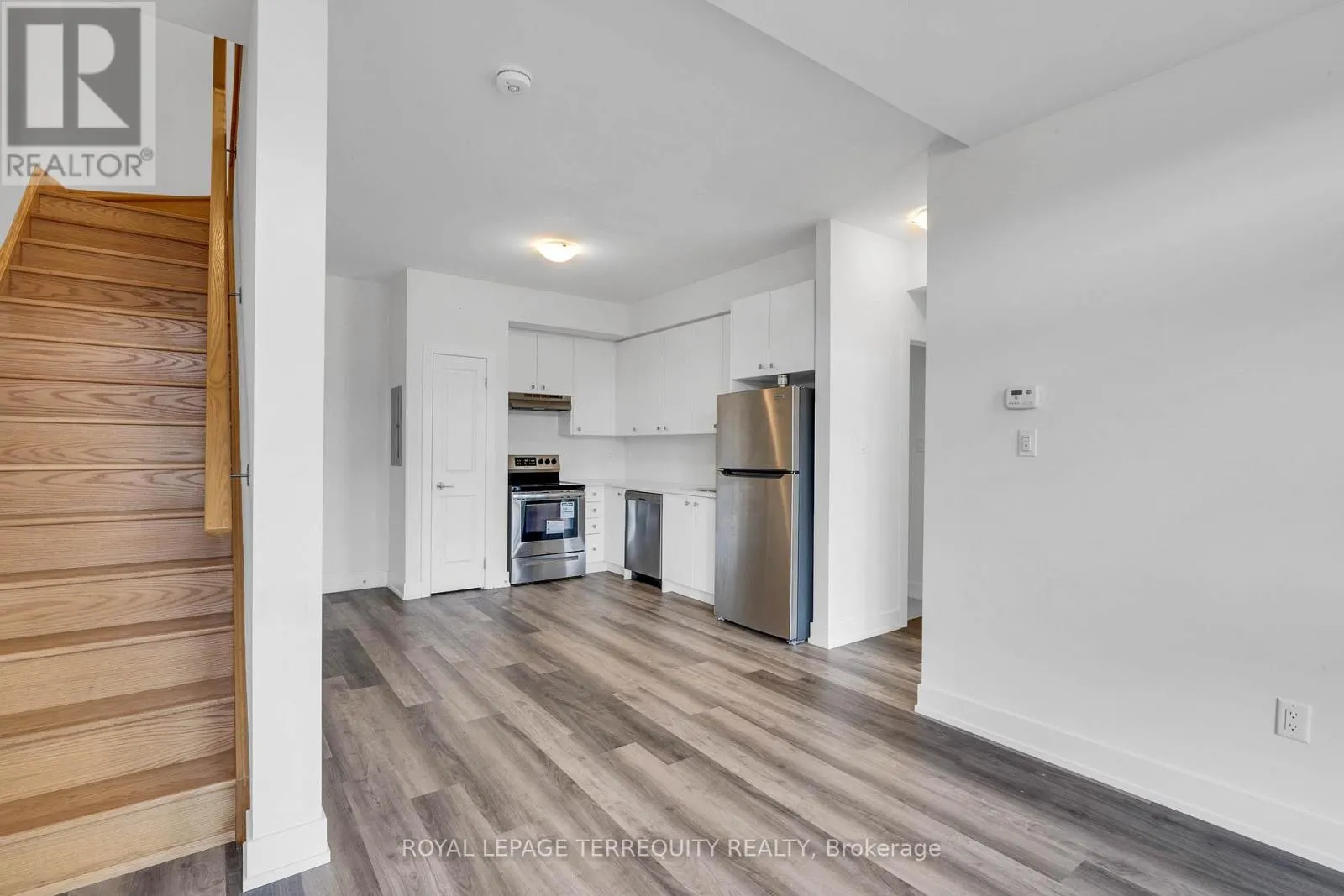 9 - 12860 YONGE STREET