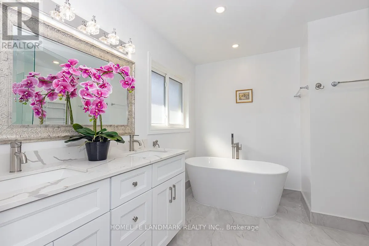 4 PINE BOUGH MANOR