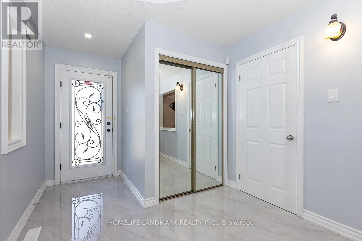 4 PINE BOUGH MANOR