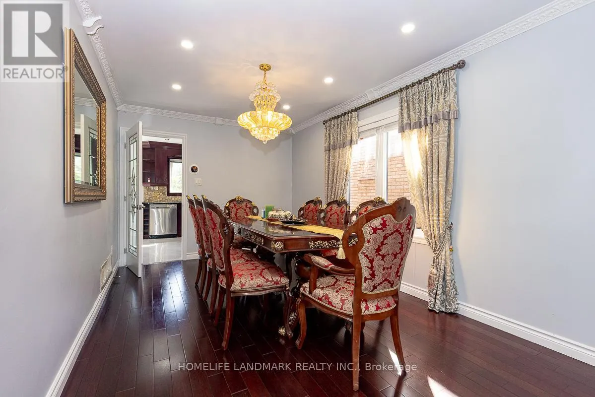 4 PINE BOUGH MANOR