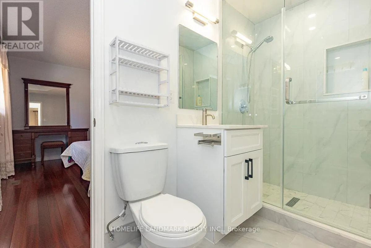 4 PINE BOUGH MANOR