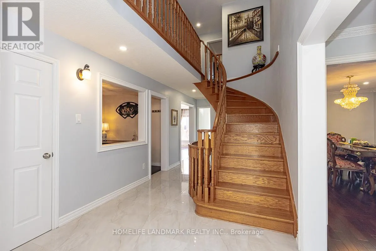4 PINE BOUGH MANOR