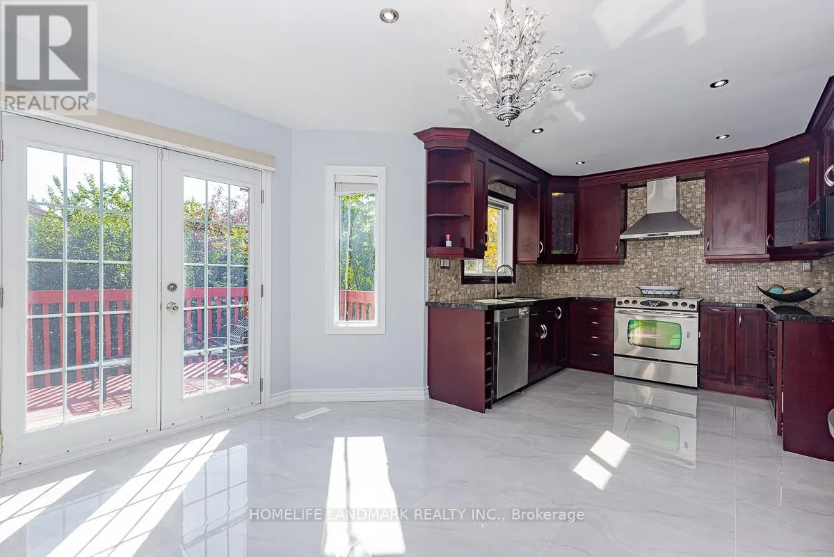 4 PINE BOUGH MANOR