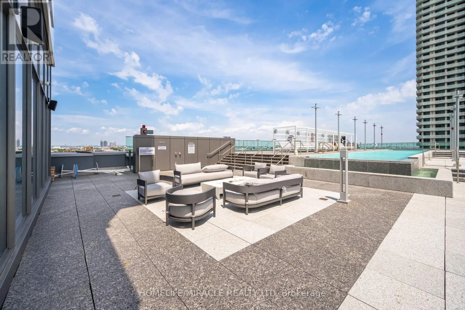 3907 - 7890 JANE STREET