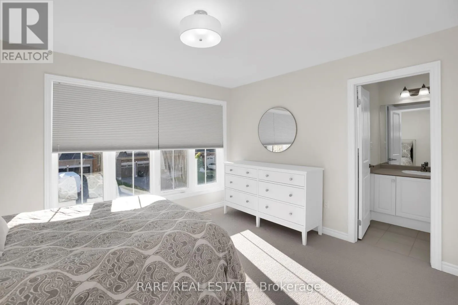 206 STEVENSON CRESCENT