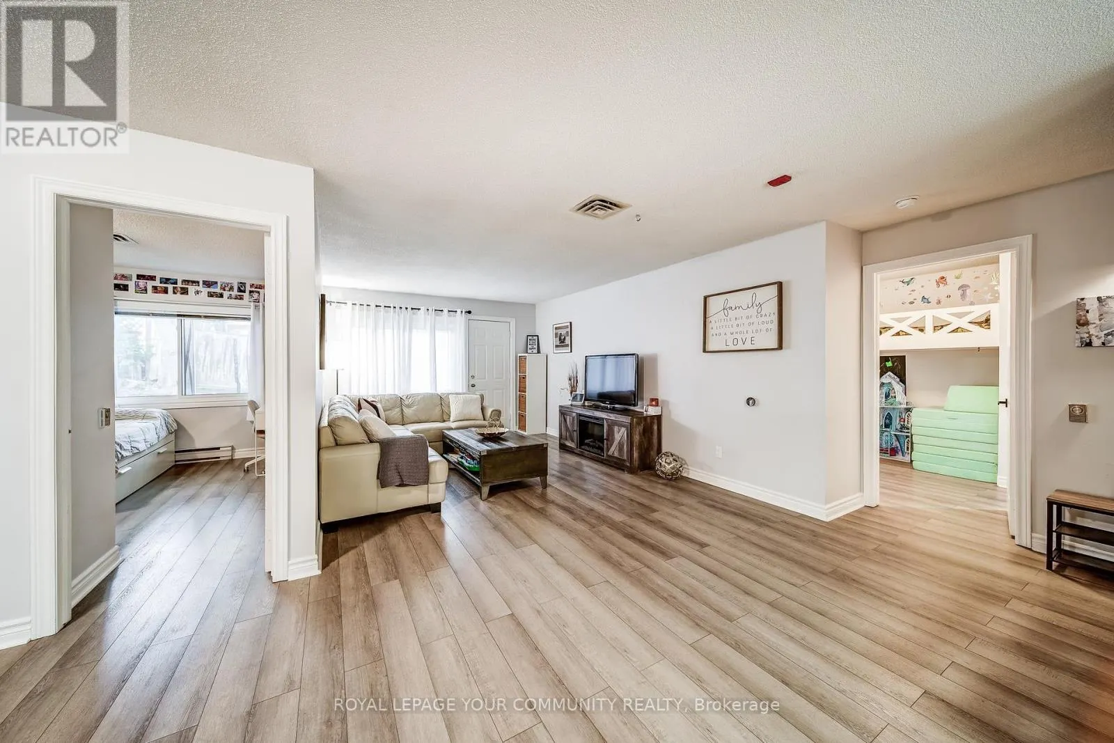3 - 77 MILL STREET E