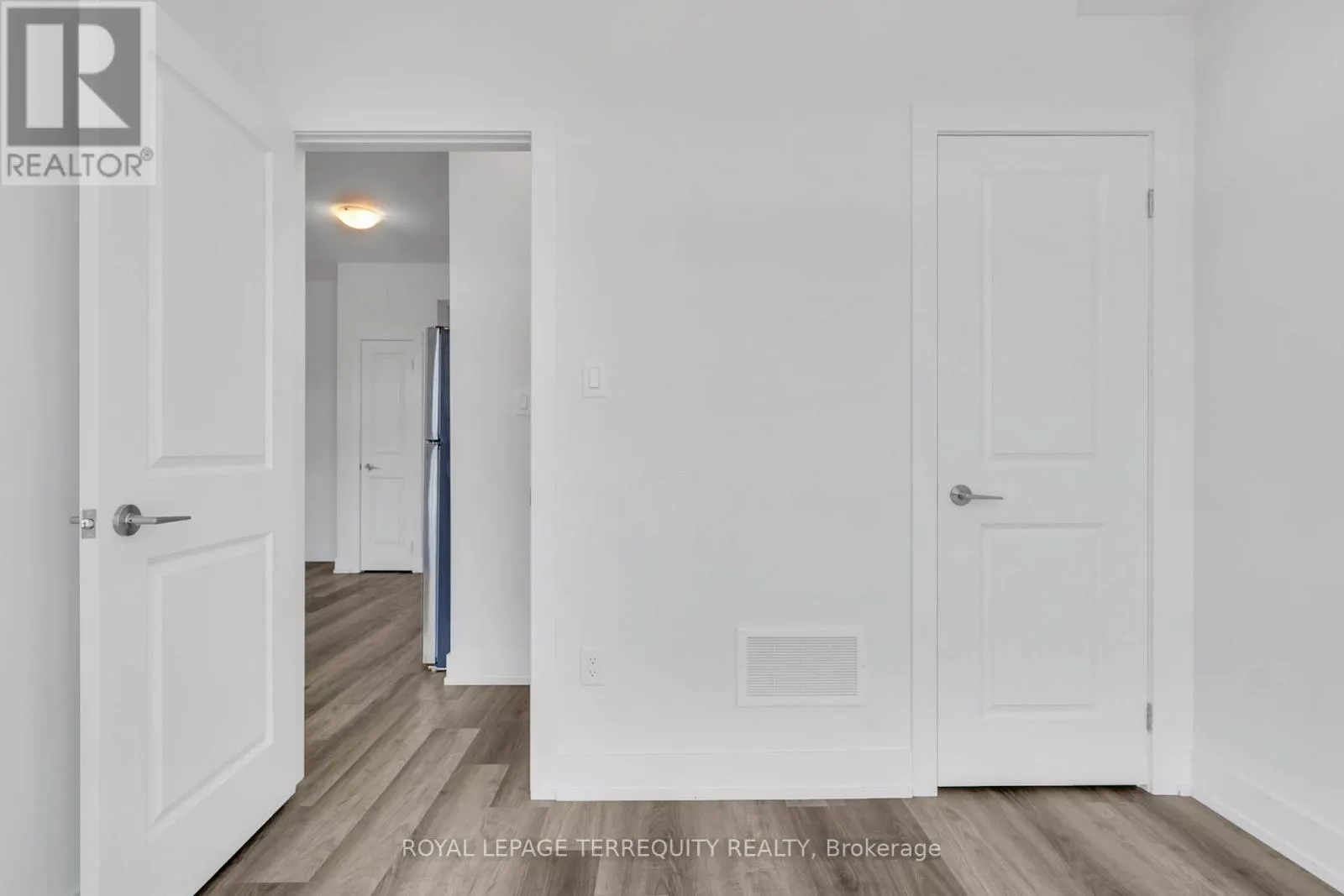 9 - 12860 YONGE STREET