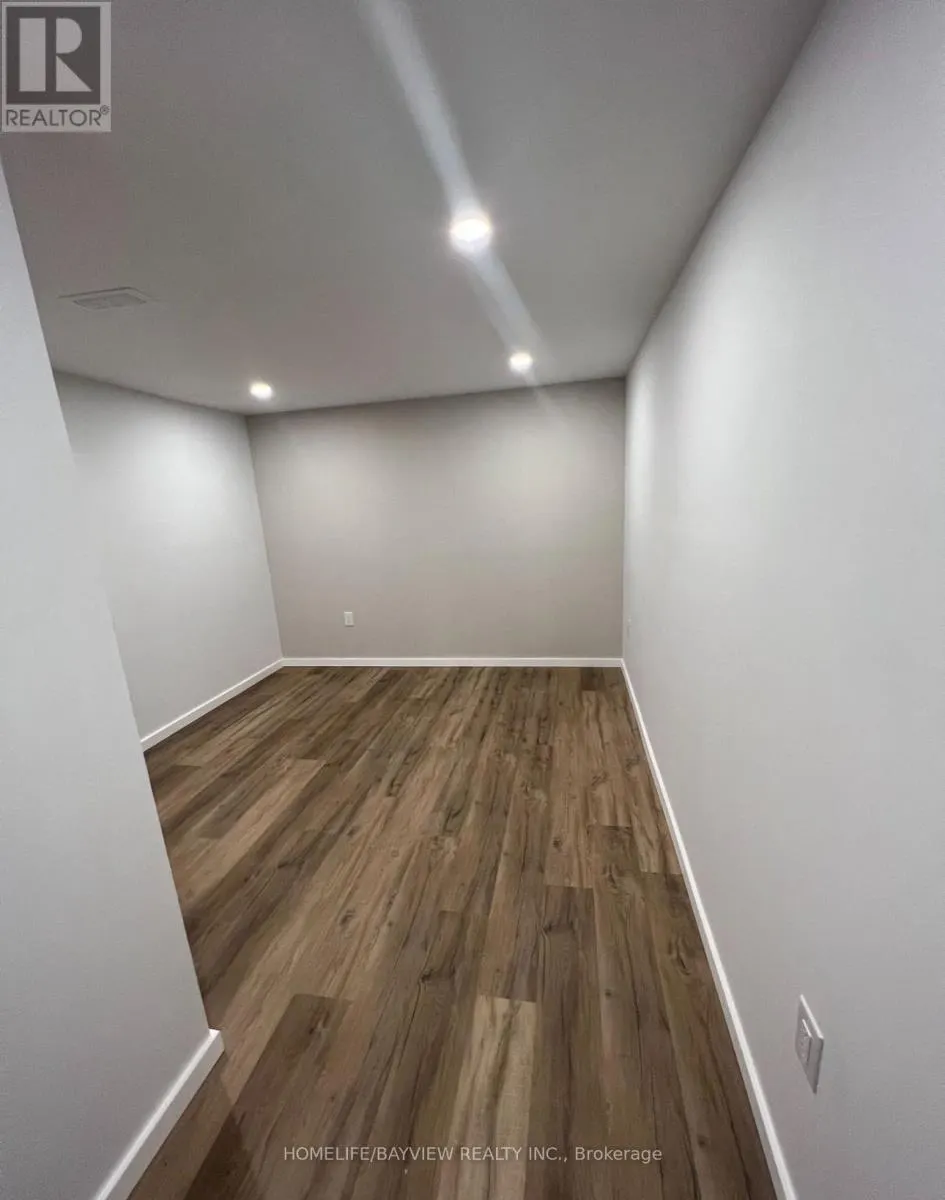 BASEMEN - 202 GLENADA COURT