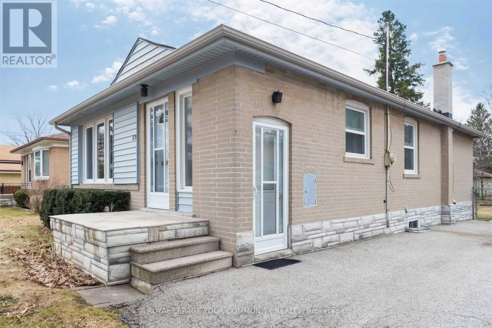 28 ROCKPORT CRESCENT