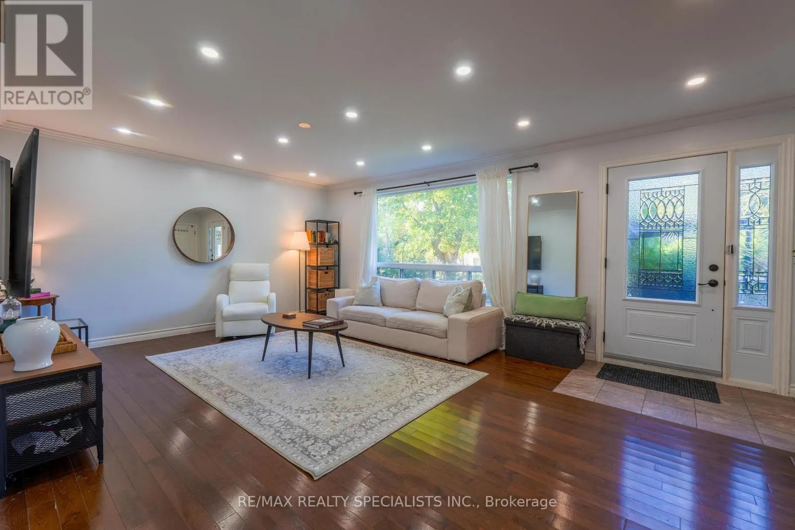 18 CORBETT CRESCENT