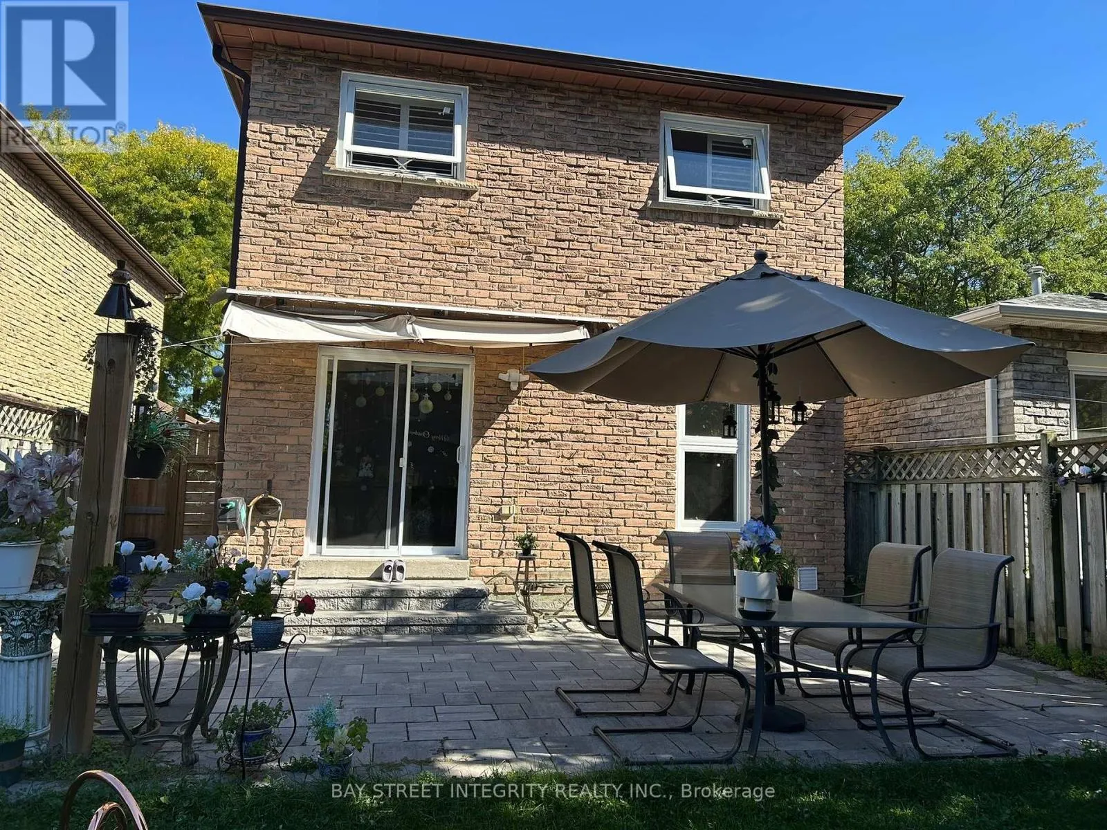99 MERCER CRESCENT