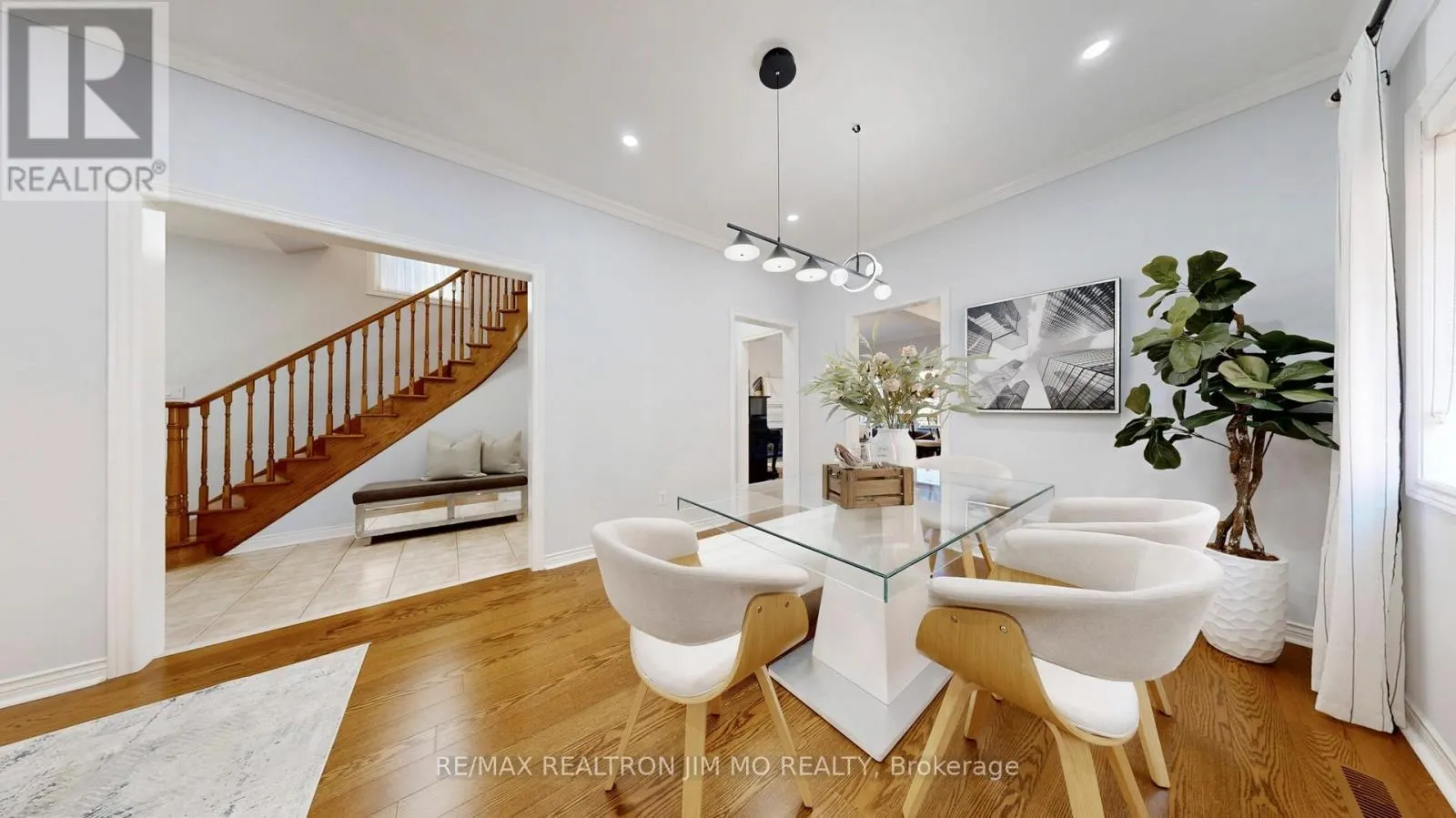 543 GREIG CIRCLE