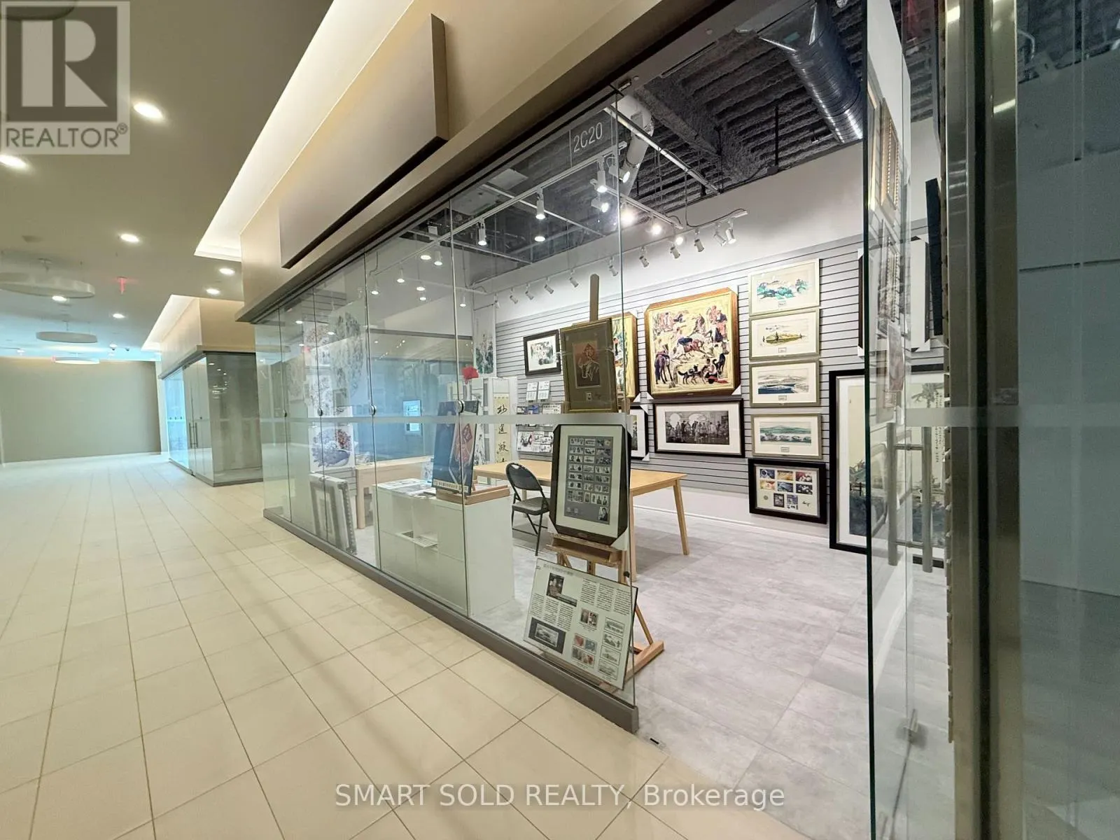 2C20 - 9390 WOODBINE AVENUE