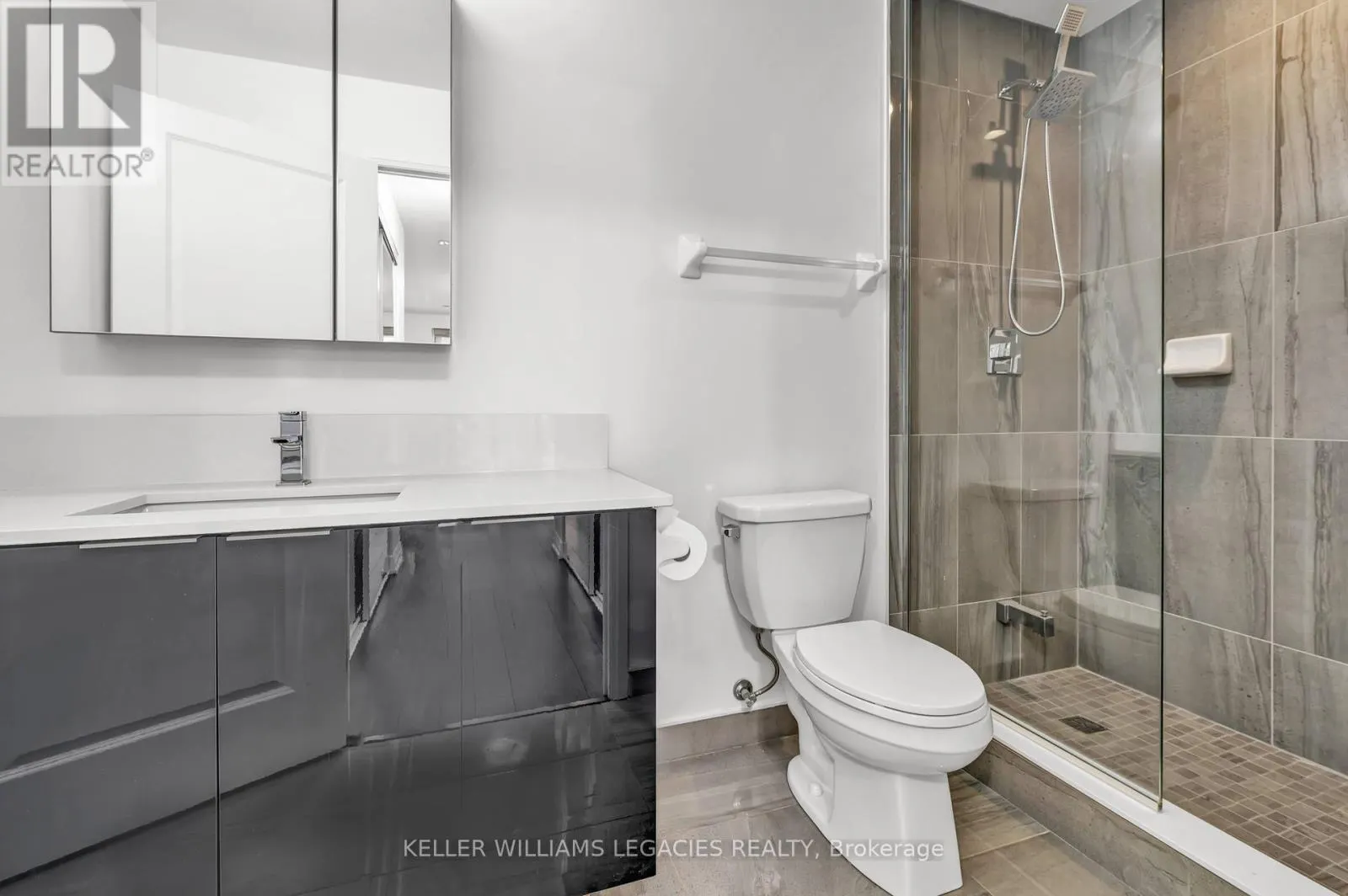 106 - 99 EAGLE ROCK WAY