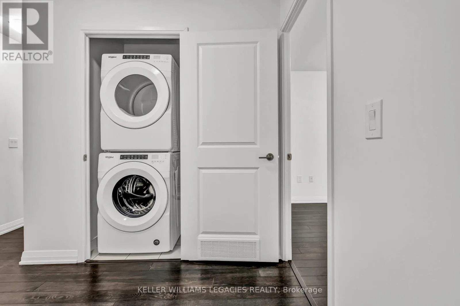106 - 99 EAGLE ROCK WAY