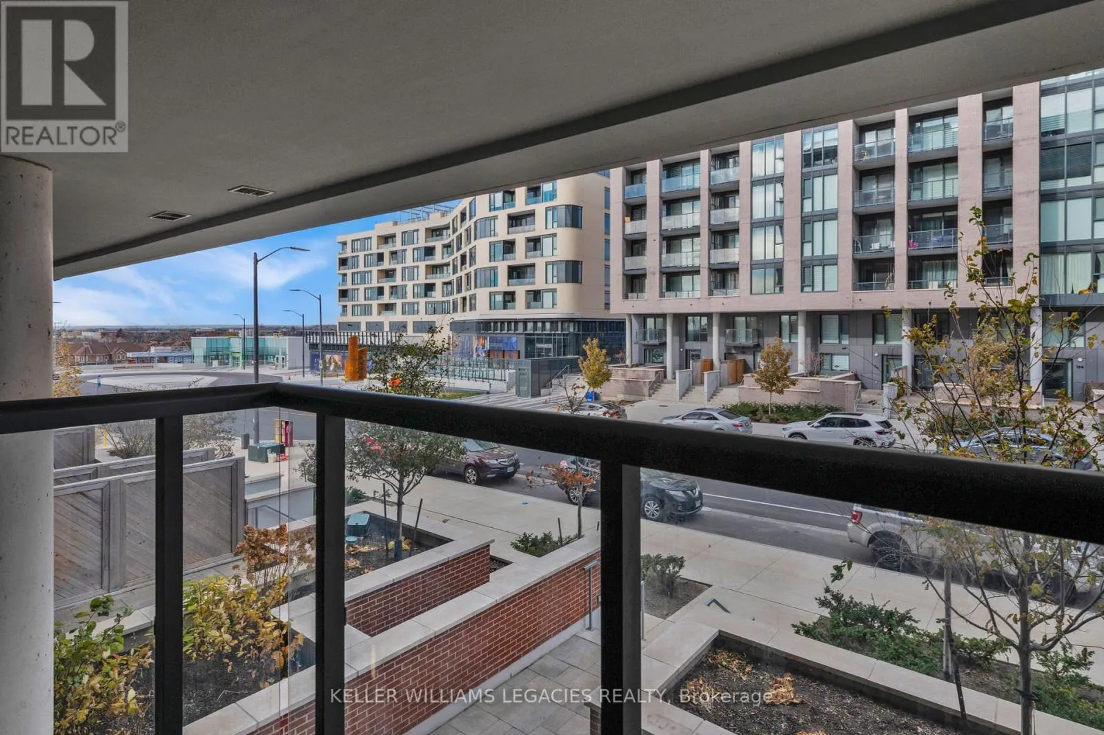 106 - 99 EAGLE ROCK WAY