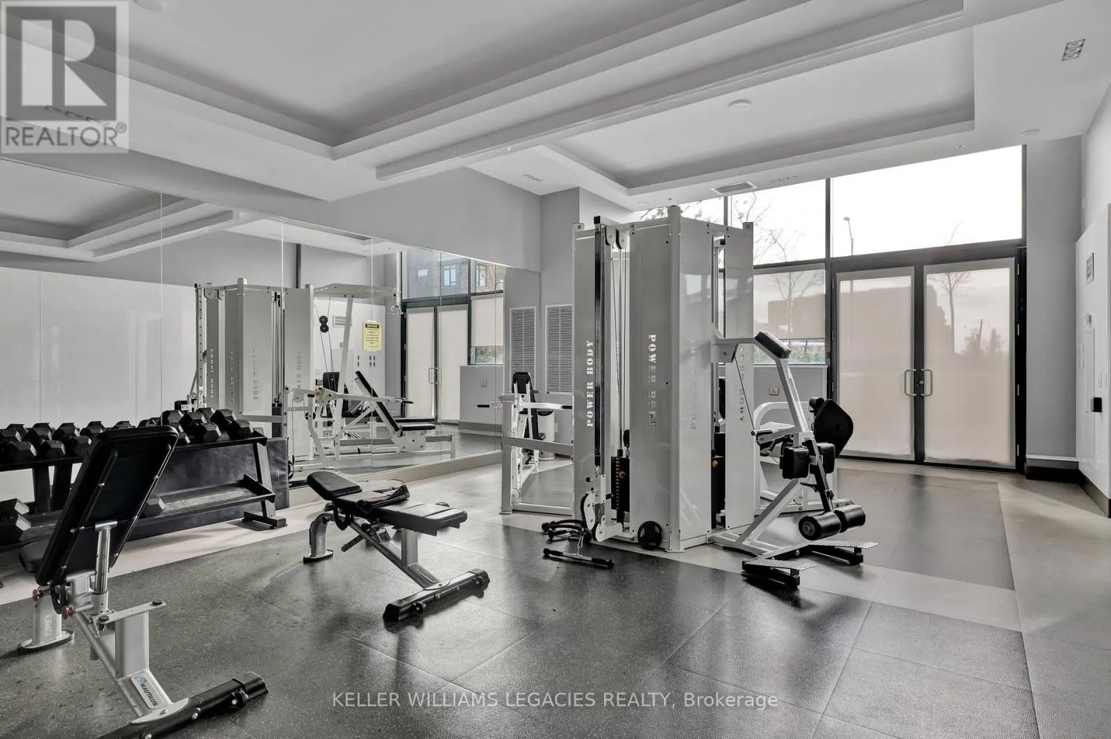 106 - 99 EAGLE ROCK WAY