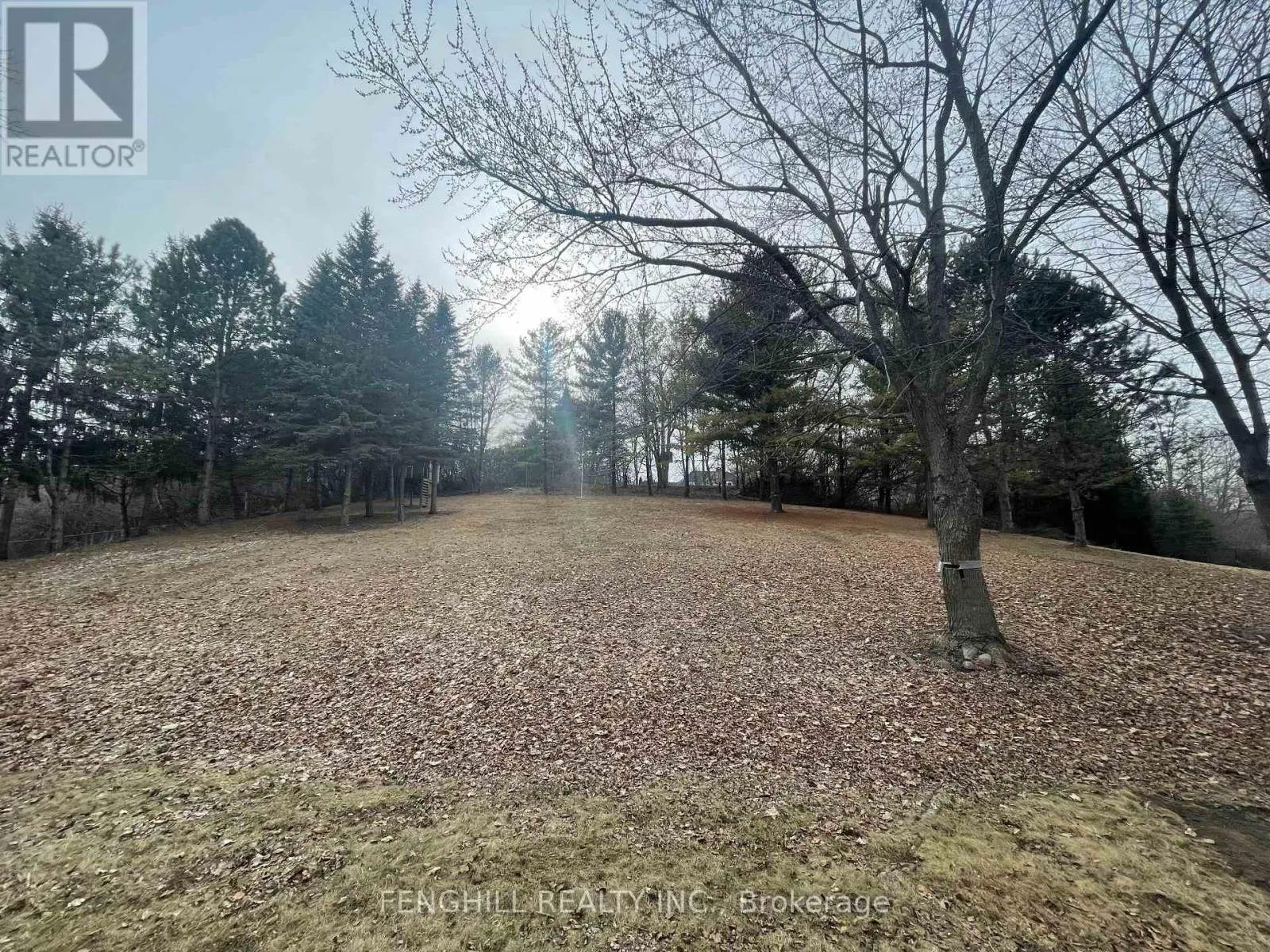 8 BLUE GRASS DRIVE