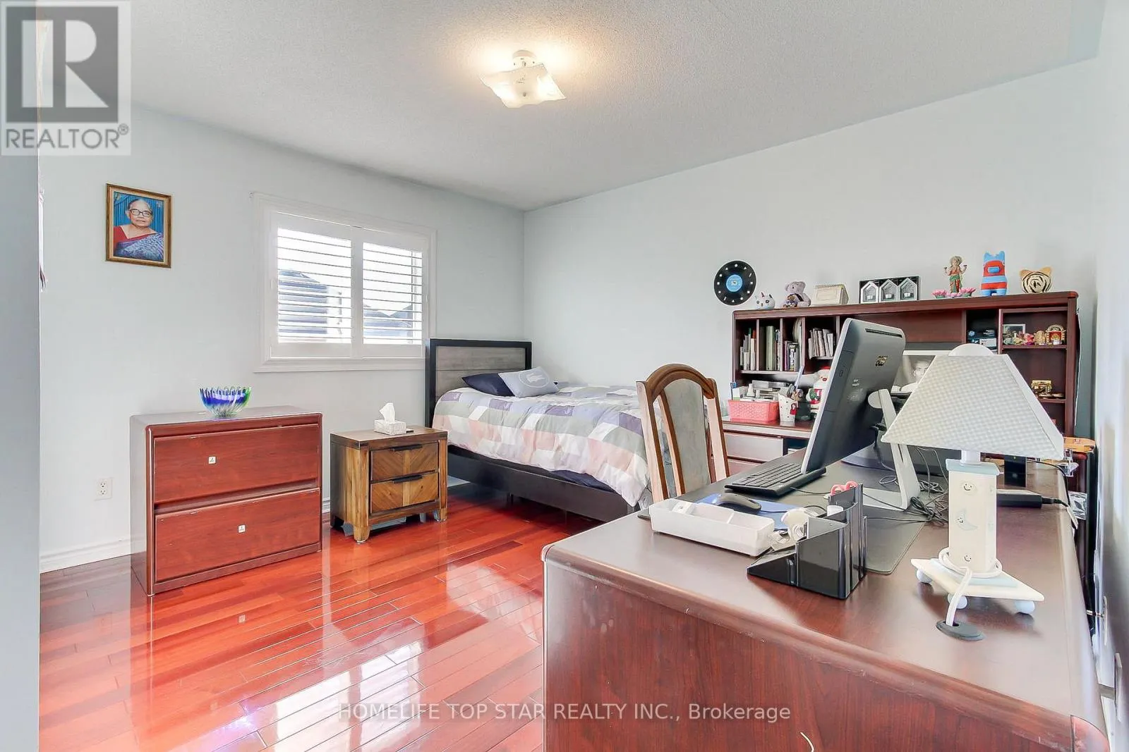 231 KNAPTON DRIVE