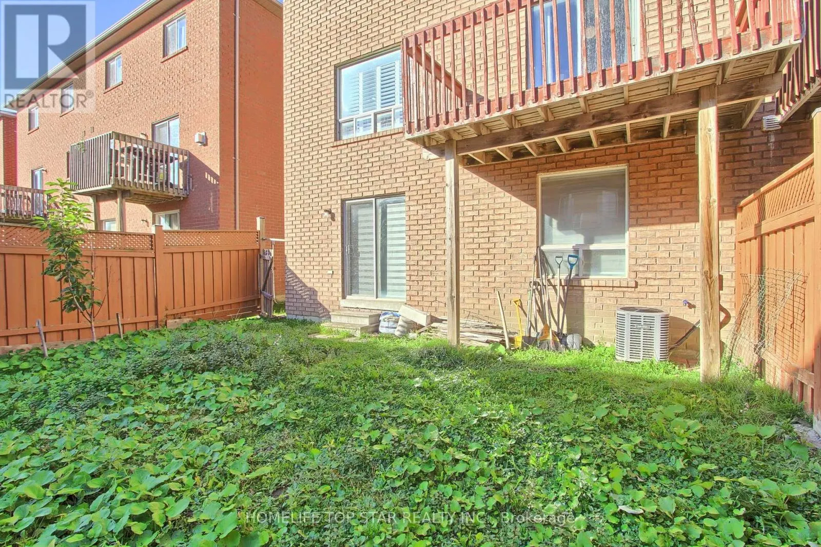 231 KNAPTON DRIVE