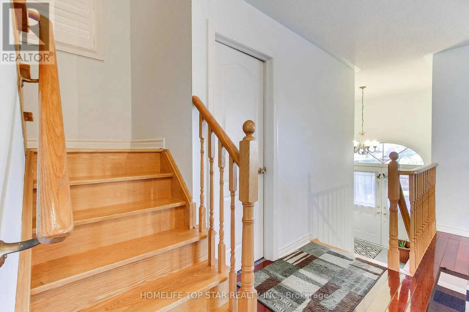 231 KNAPTON DRIVE