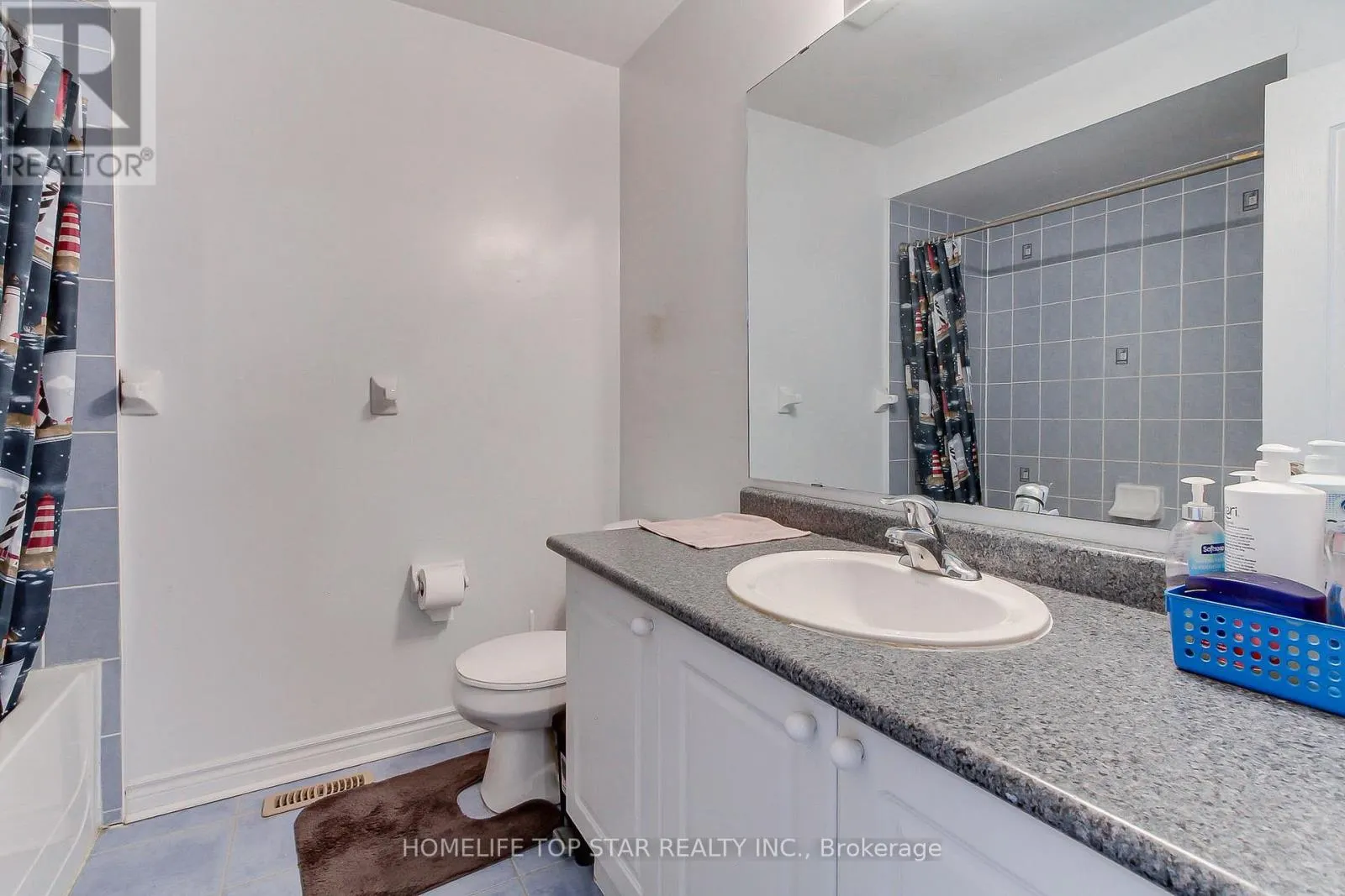 231 KNAPTON DRIVE