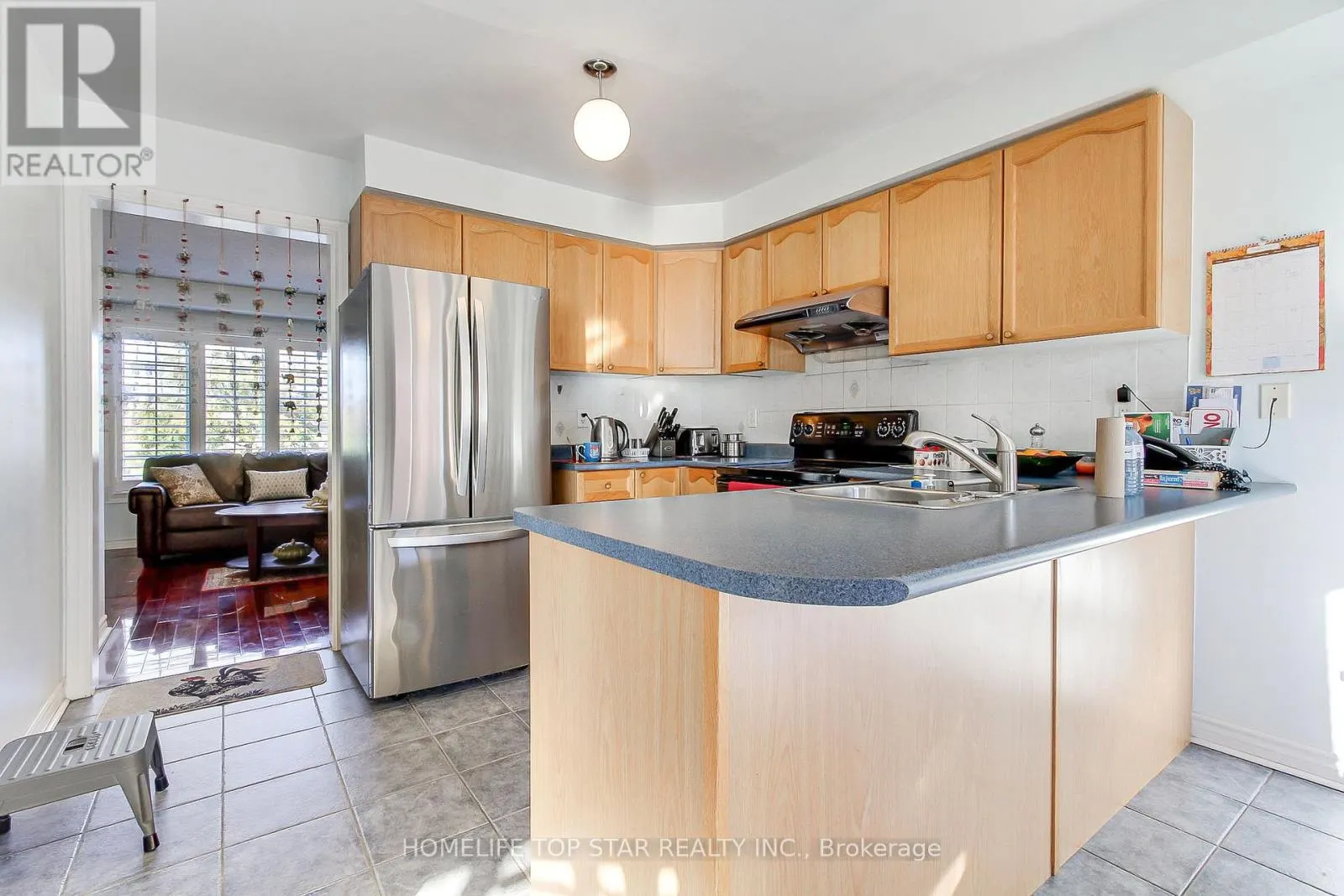 231 KNAPTON DRIVE