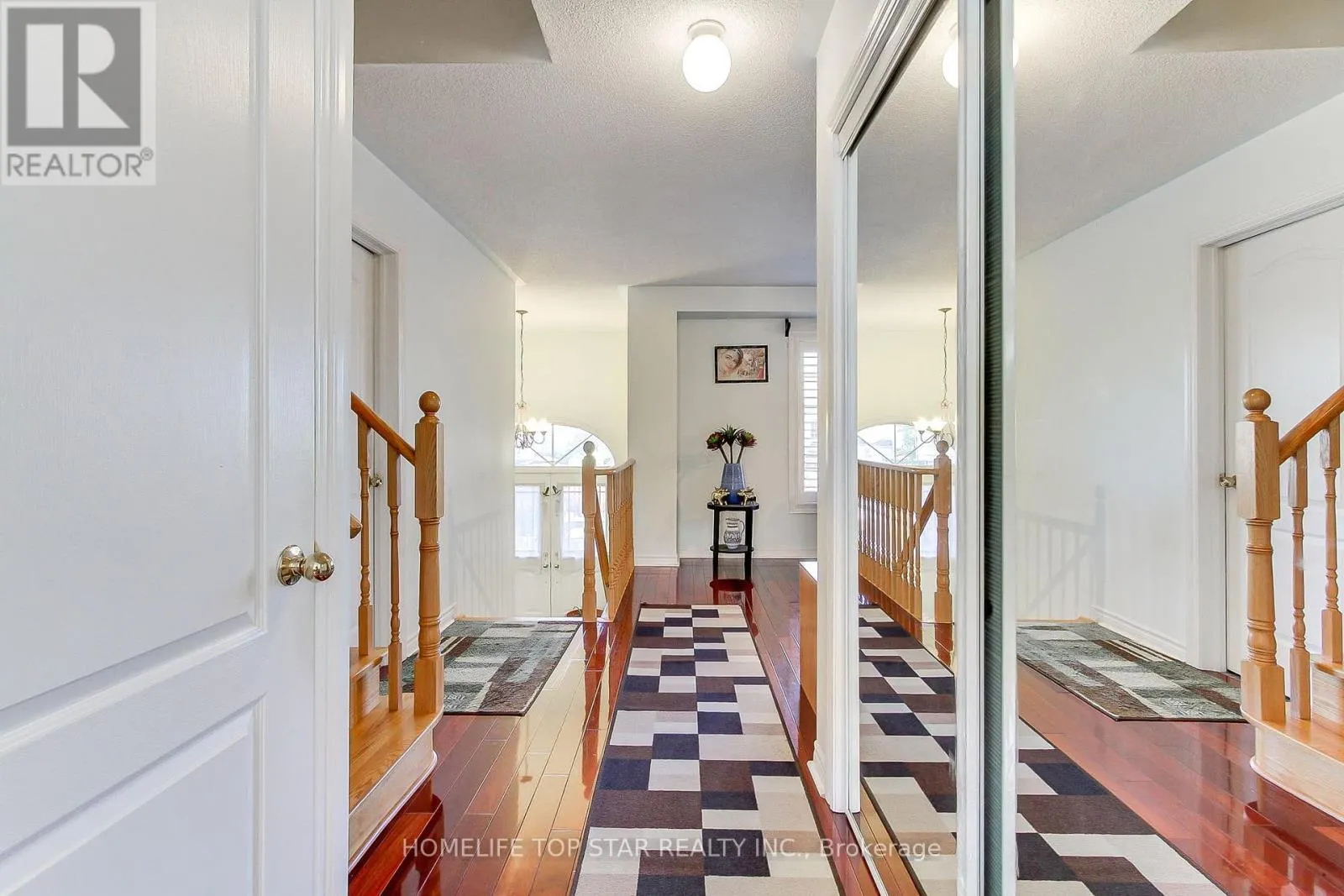 231 KNAPTON DRIVE