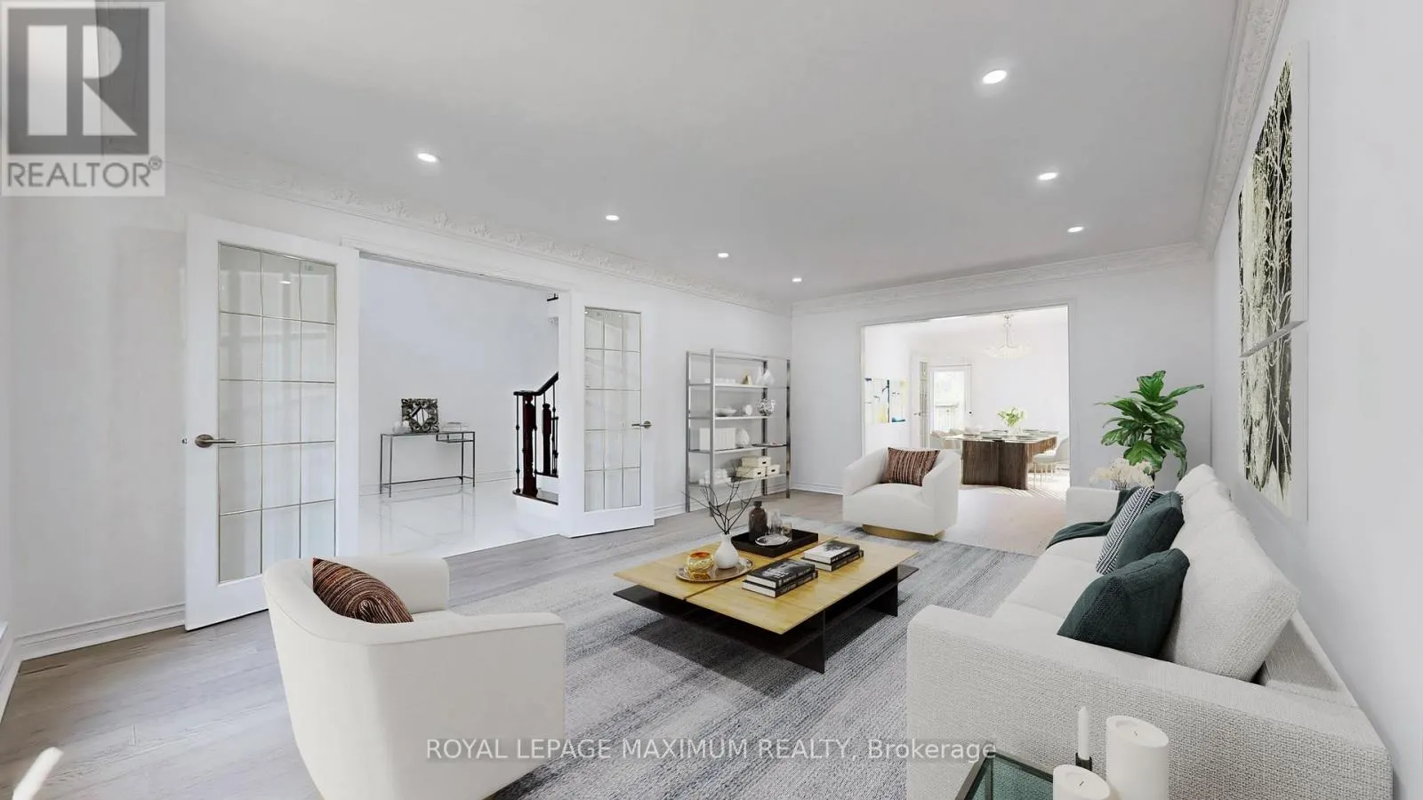 22 A WALTHAM CRESCENT
