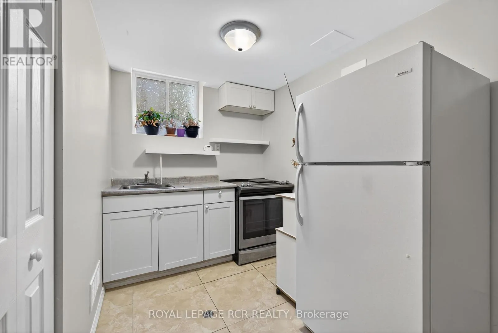 33 SUMMERHILL ROAD