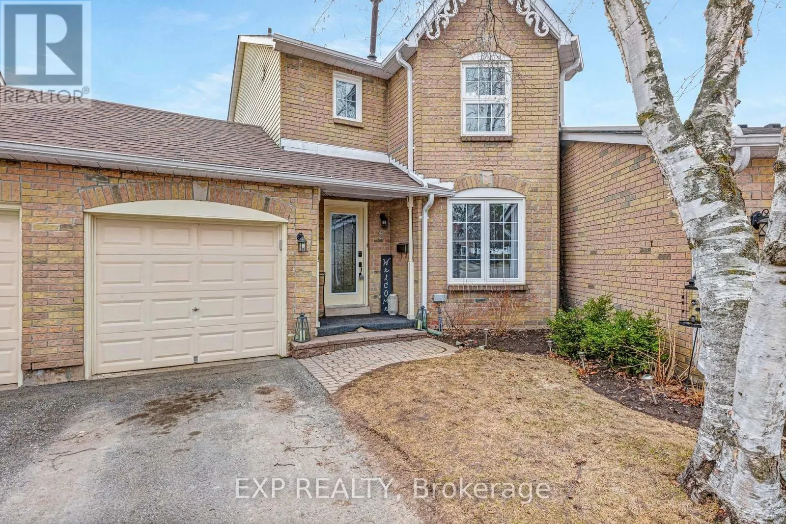 6 ADAMS COURT