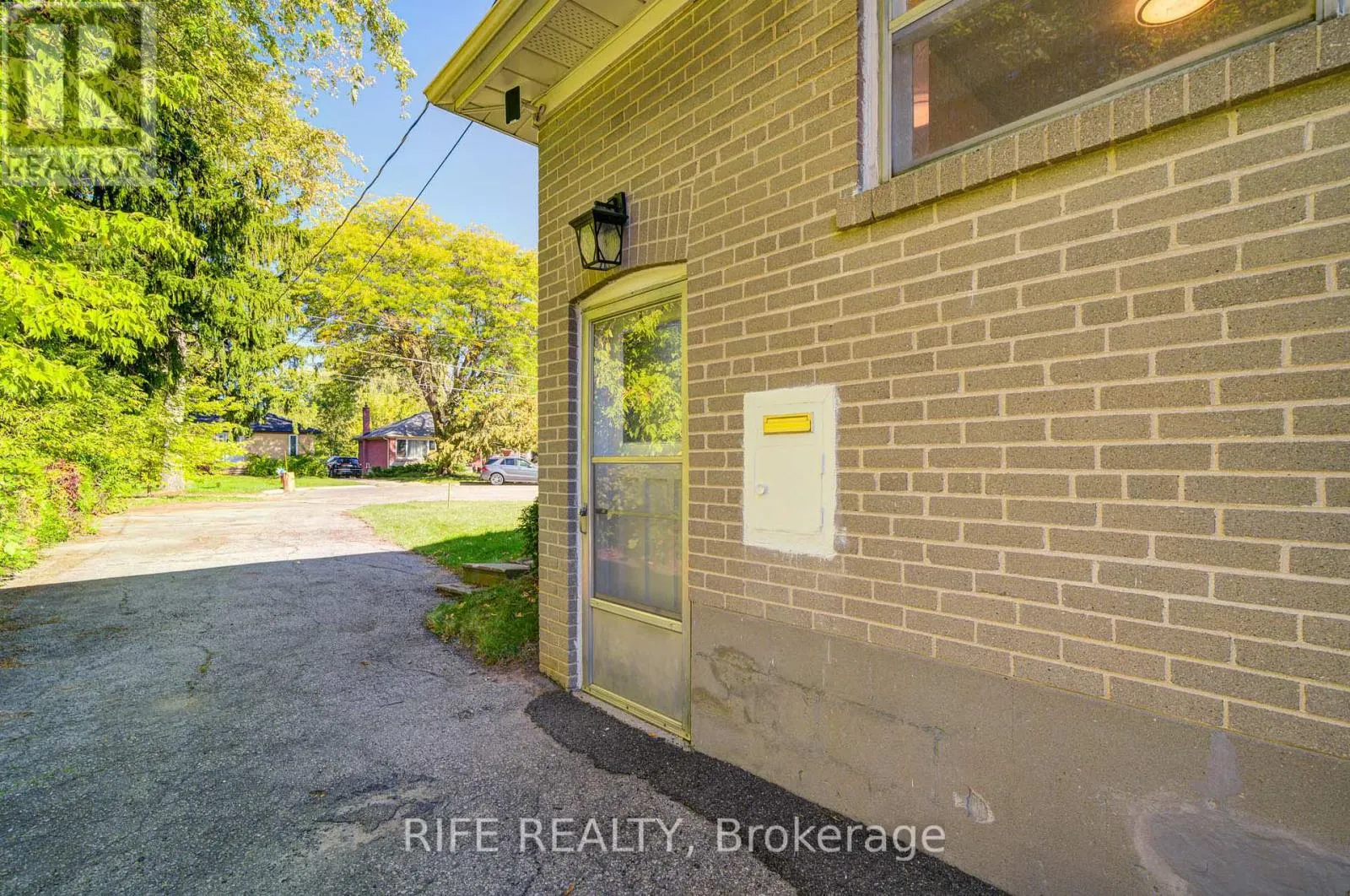 306 WENLOCK STREET