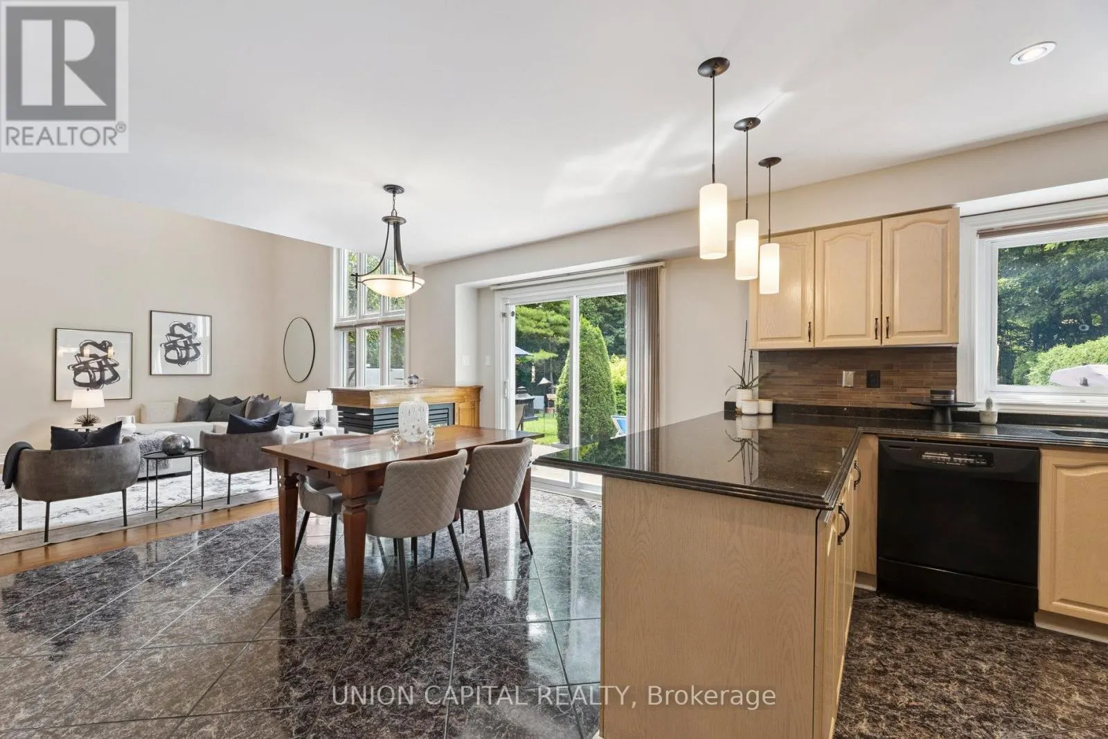 86 CHARING CRESCENT