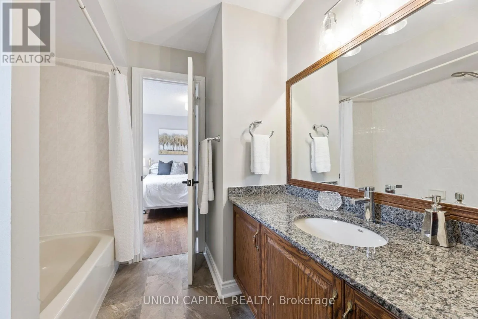86 CHARING CRESCENT