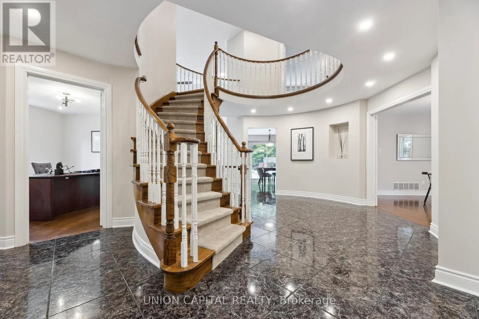 86 CHARING CRESCENT