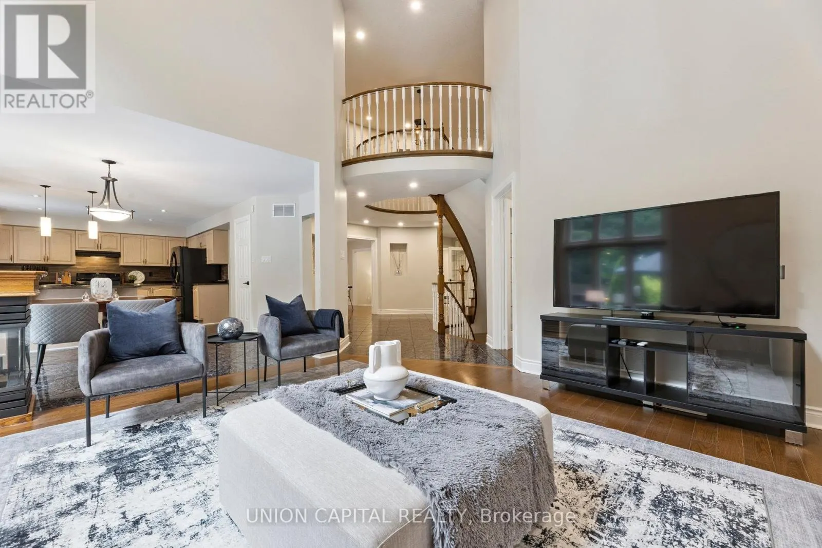 86 CHARING CRESCENT