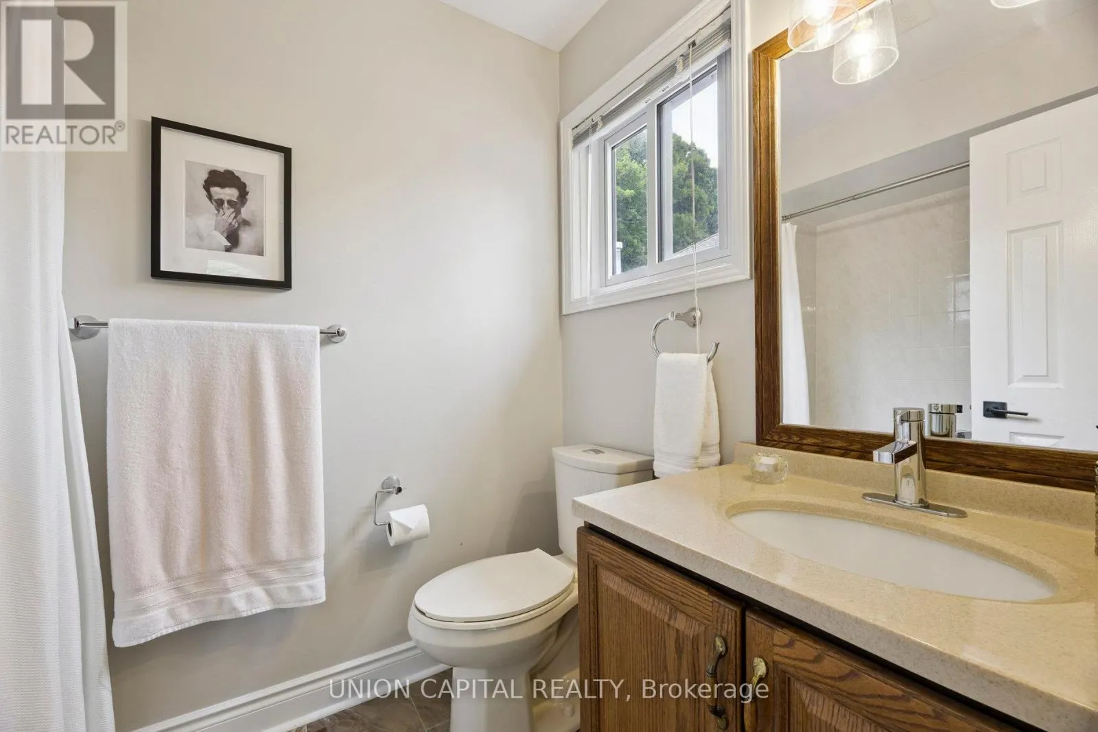 86 CHARING CRESCENT