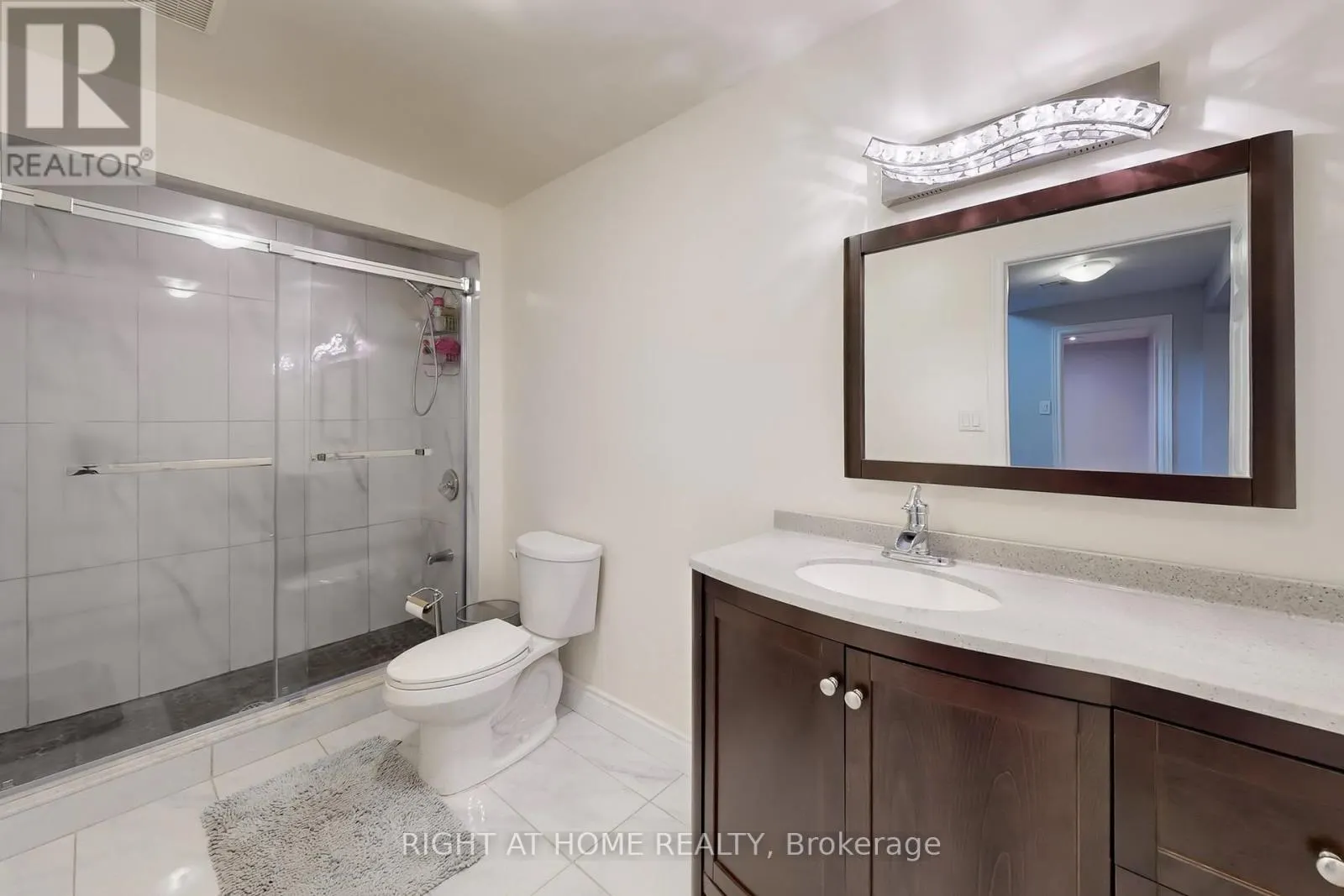8 SPRINGBROOK DRIVE
