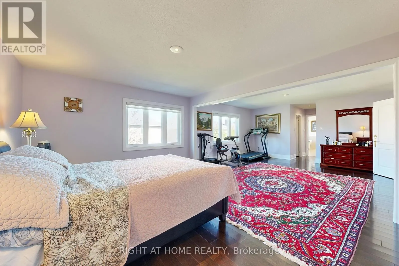 8 SPRINGBROOK DRIVE