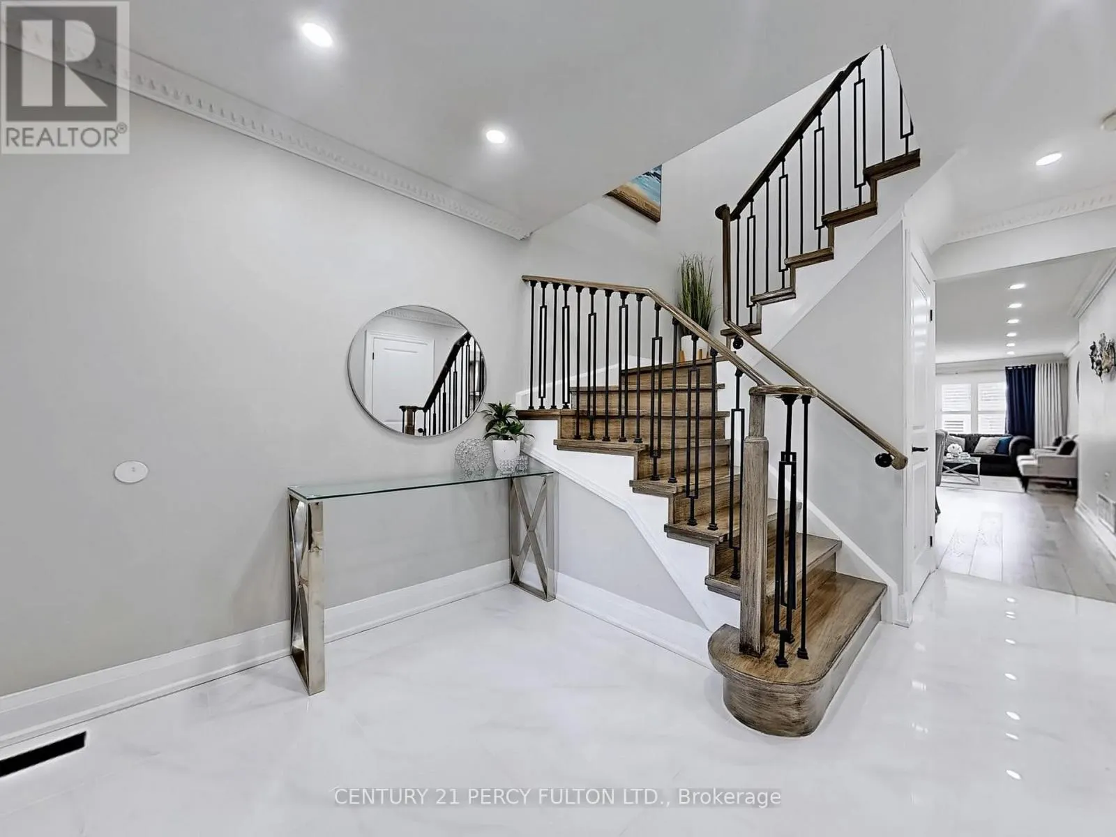 74 DOUBTFIRE CRESCENT