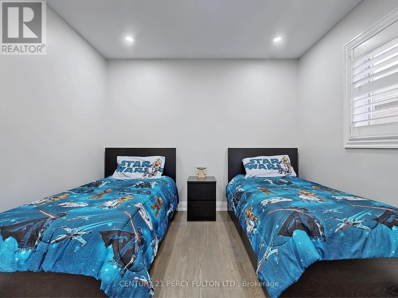 74 DOUBTFIRE CRESCENT