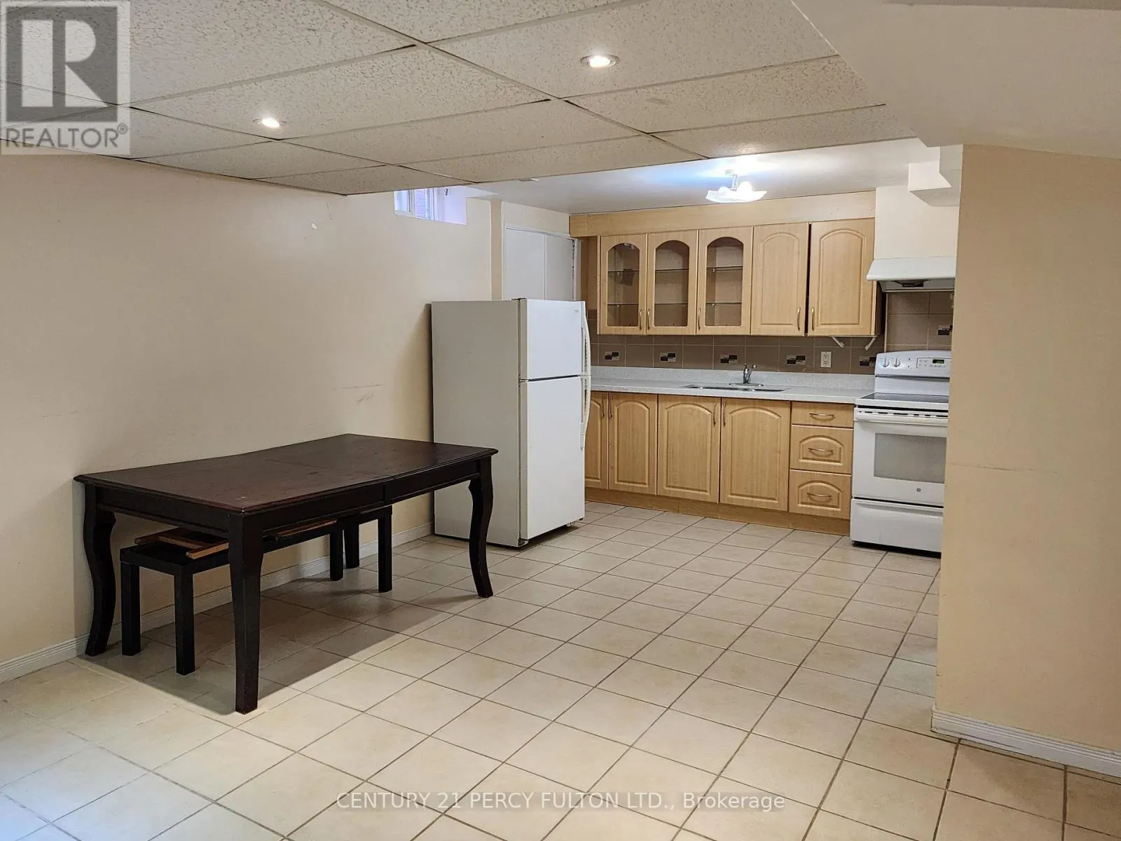 74 DOUBTFIRE CRESCENT