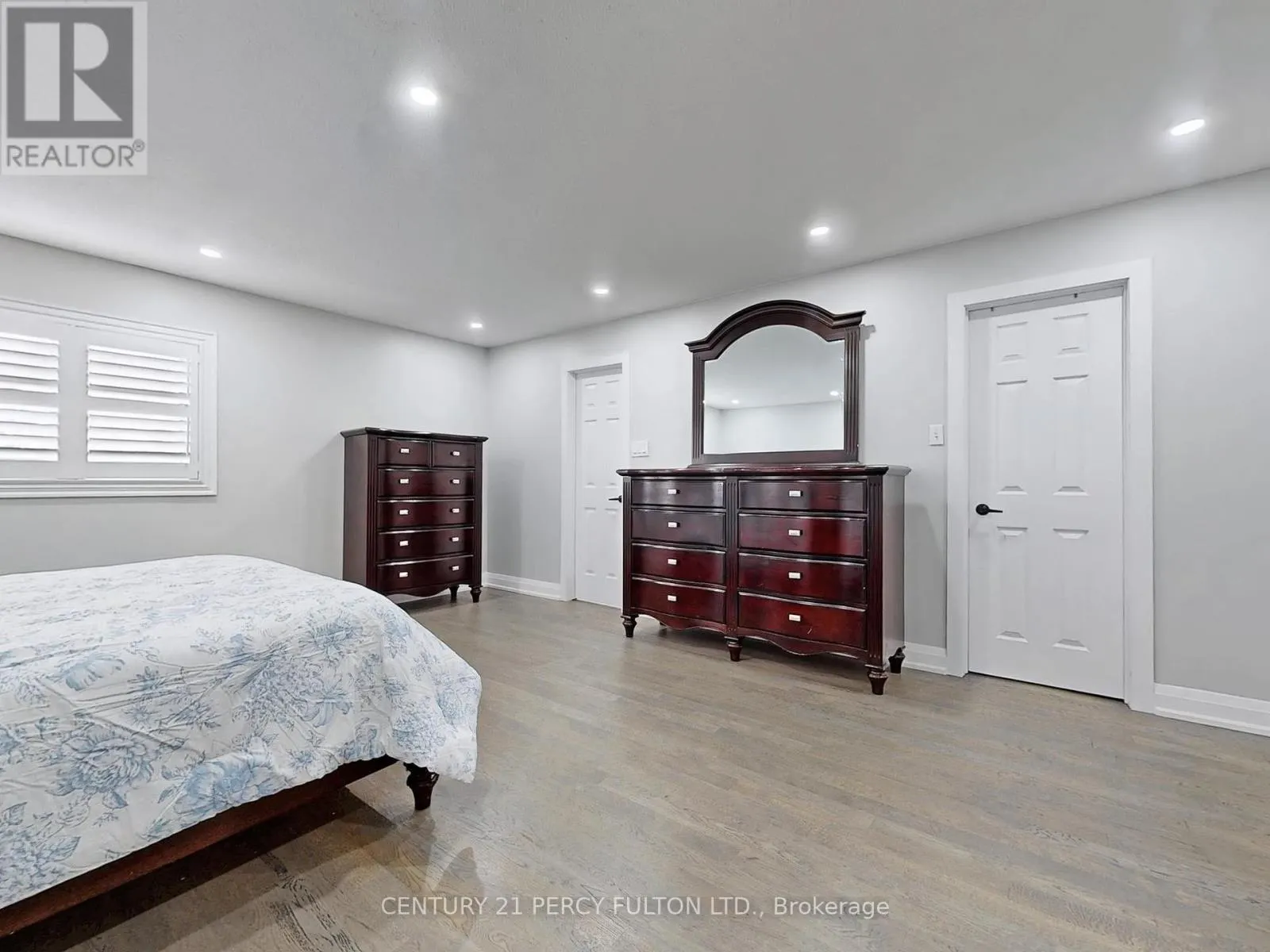 74 DOUBTFIRE CRESCENT