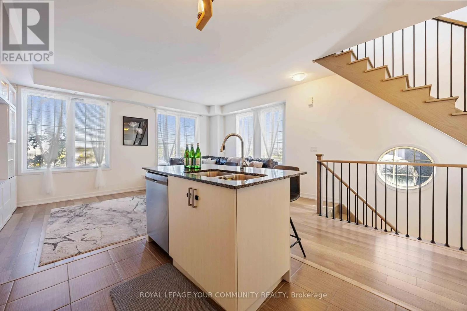 320 CLAY STONES STREET