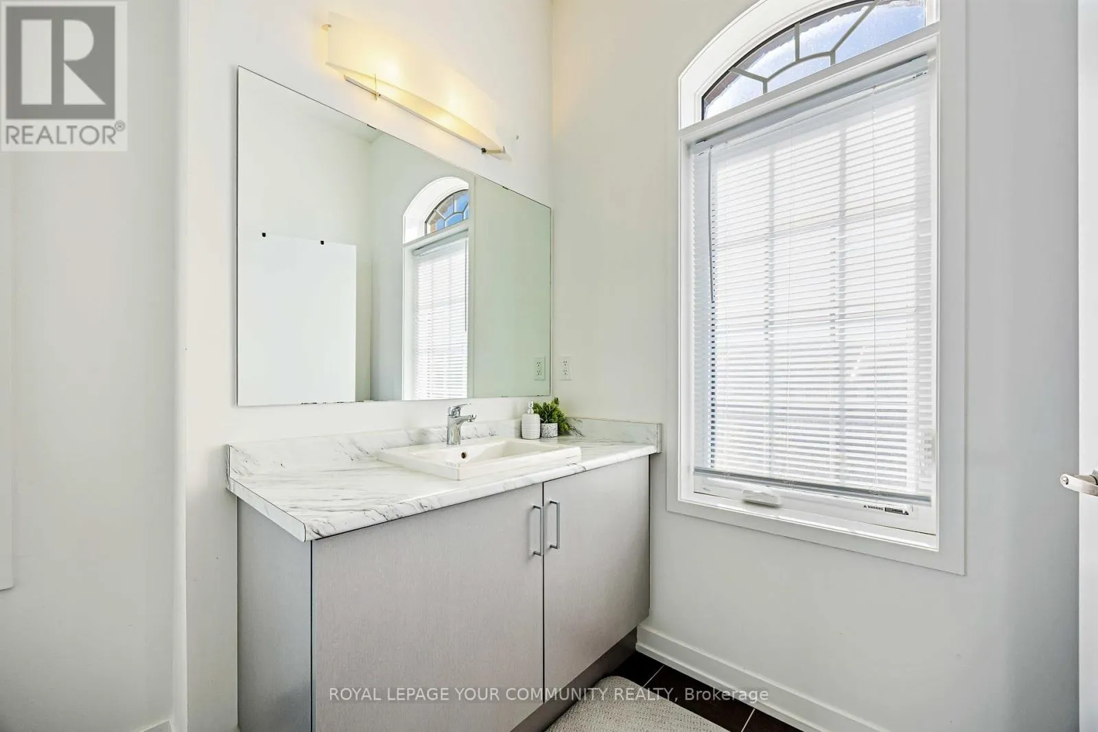 320 CLAY STONES STREET