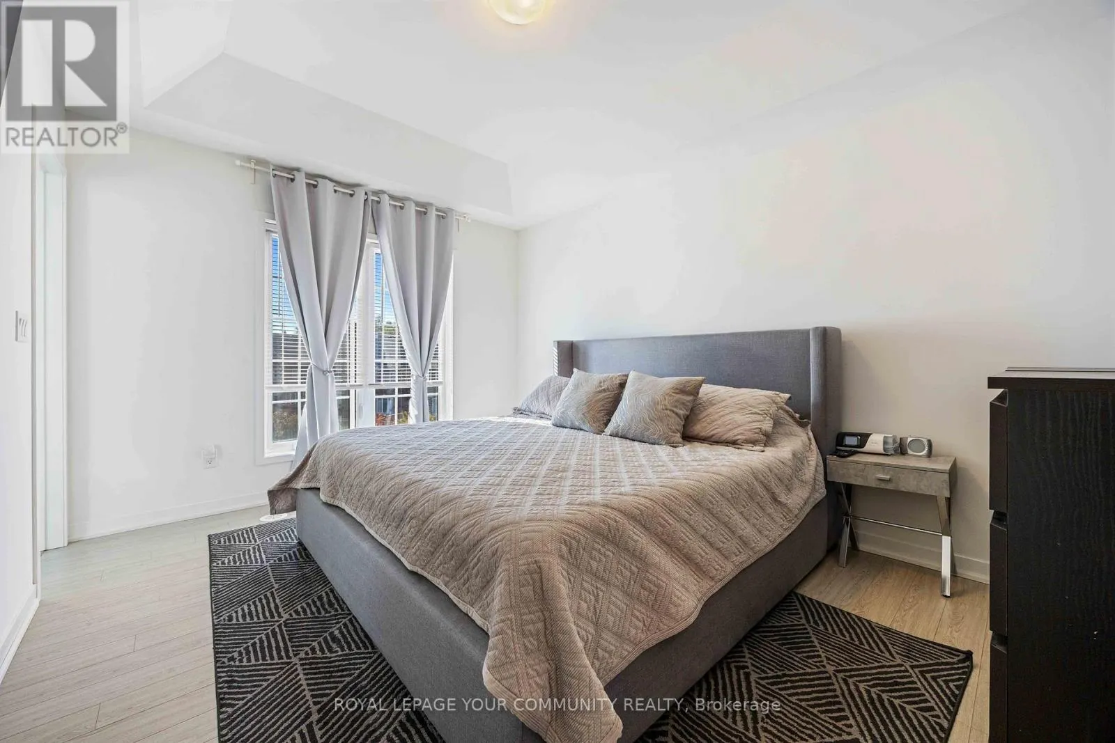 320 CLAY STONES STREET