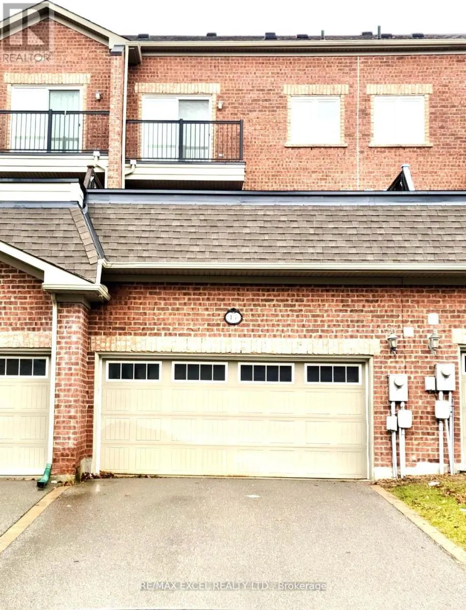 17 EARNSHAW DRIVE