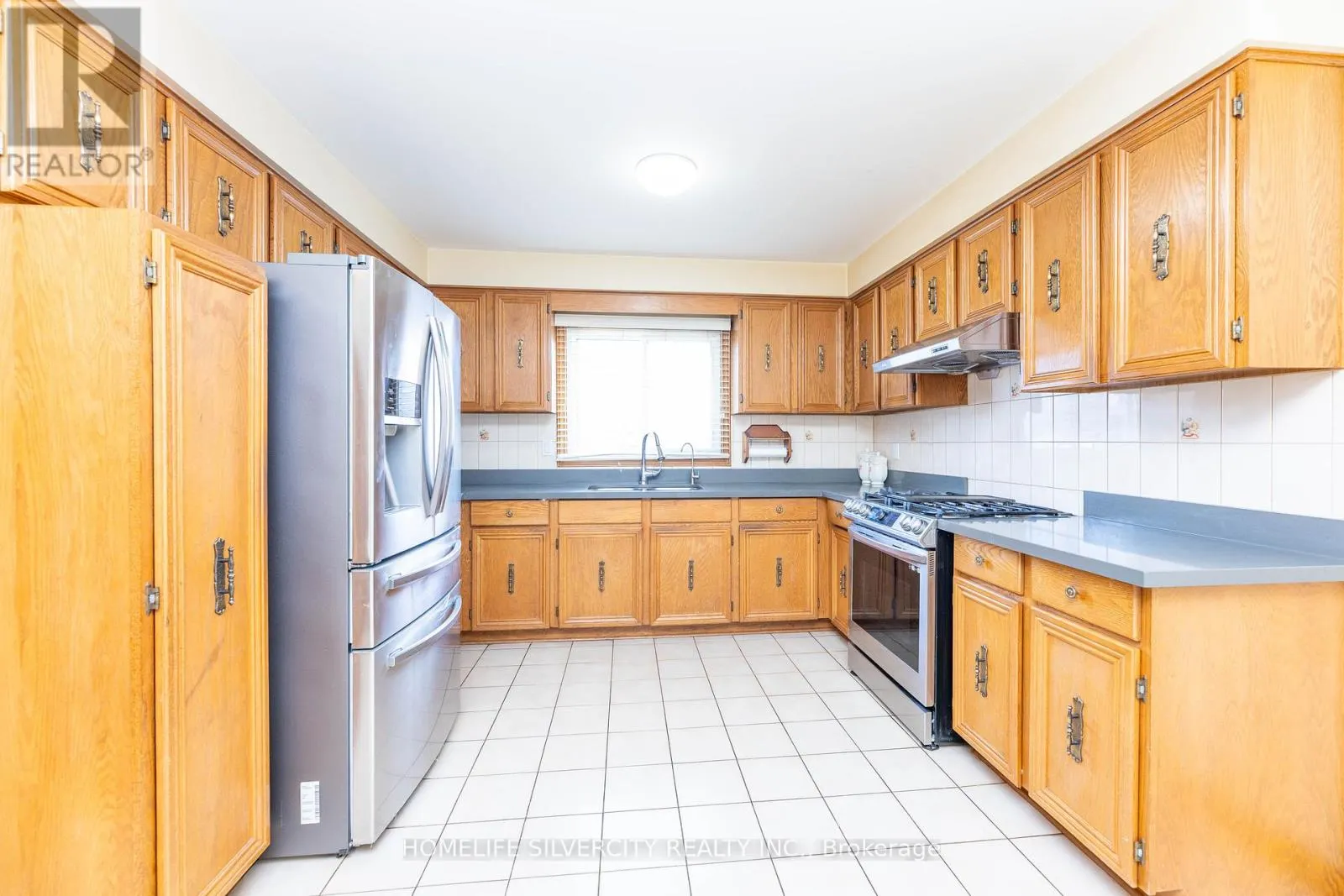 144 JACKMAN CRESCENT
